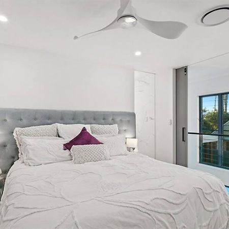 Beachside Buddina Luxury Family House 5 Bedrooms エクステリア 写真