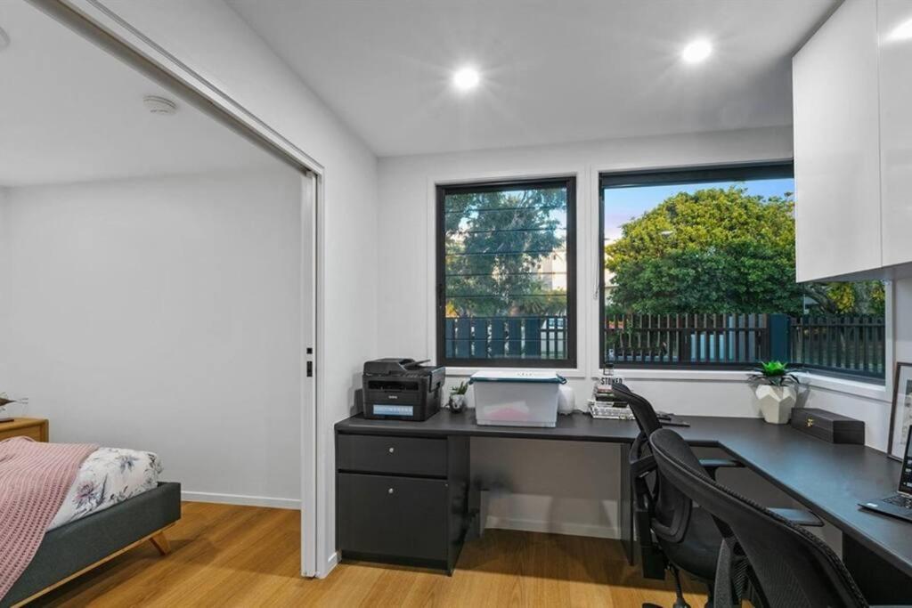 Beachside Buddina Luxury Family House 5 Bedrooms エクステリア 写真