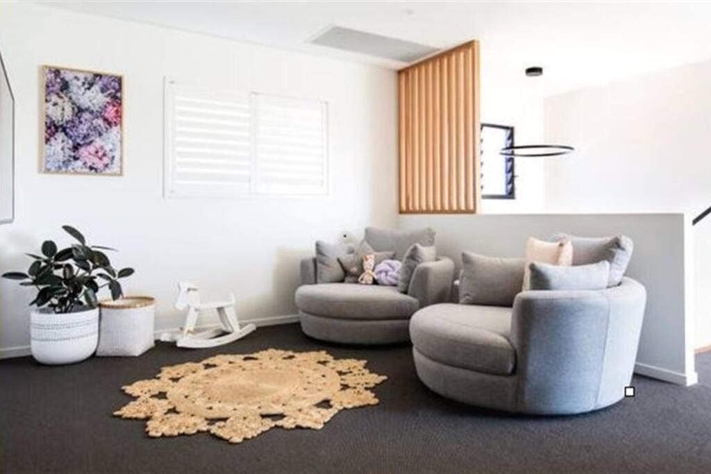 Beachside Buddina Luxury Family House 5 Bedrooms エクステリア 写真