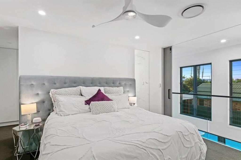 Beachside Buddina Luxury Family House 5 Bedrooms エクステリア 写真