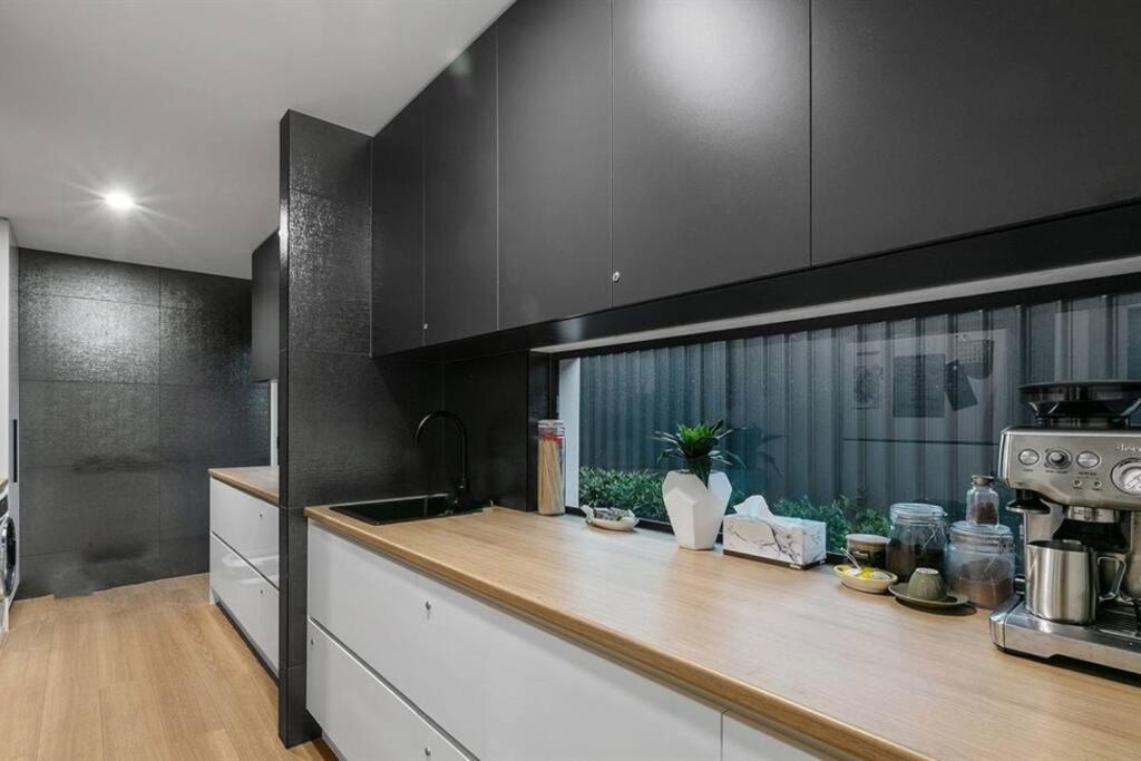 Beachside Buddina Luxury Family House 5 Bedrooms エクステリア 写真
